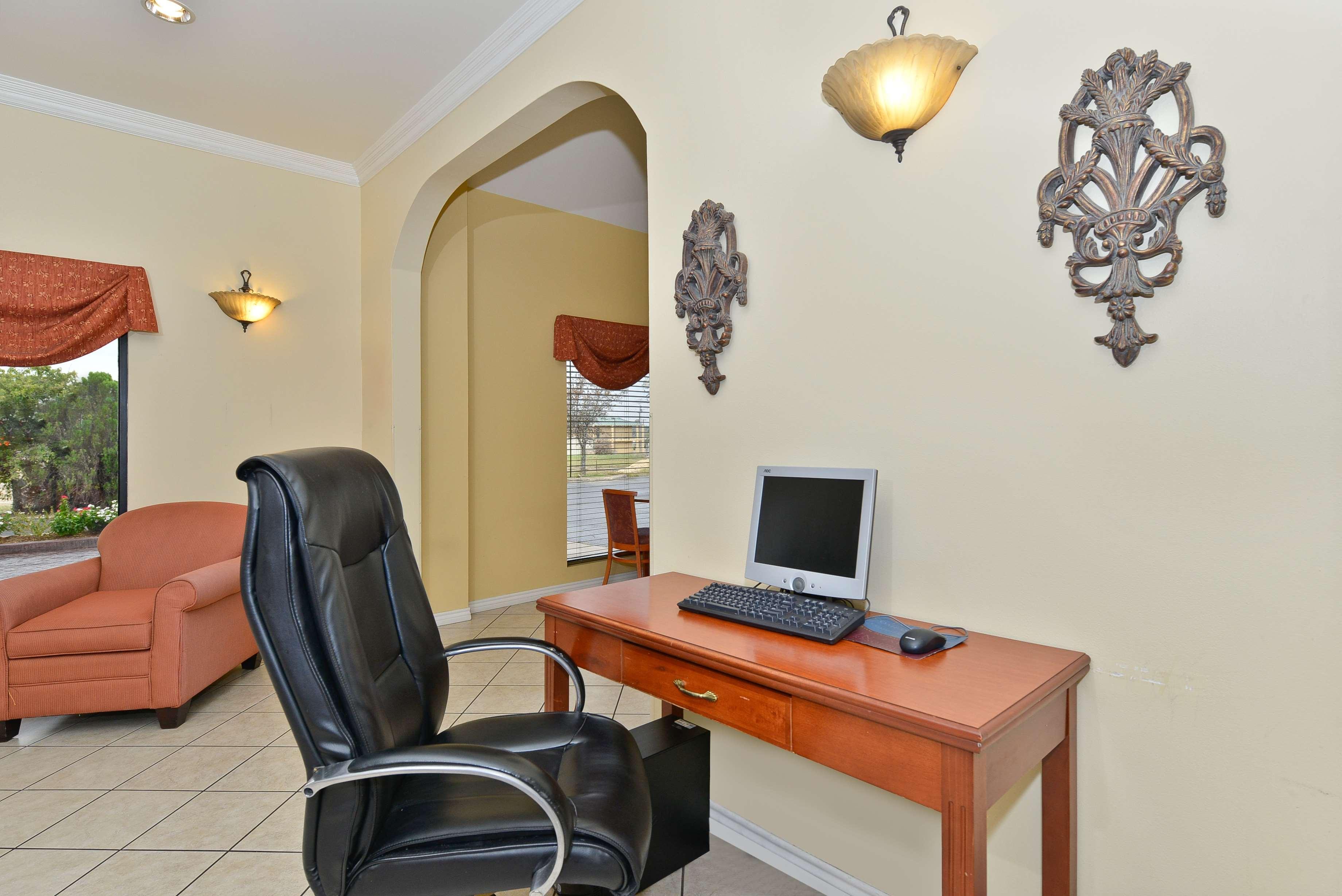 Americas Best Value Inn Hillsboro Facilities photo