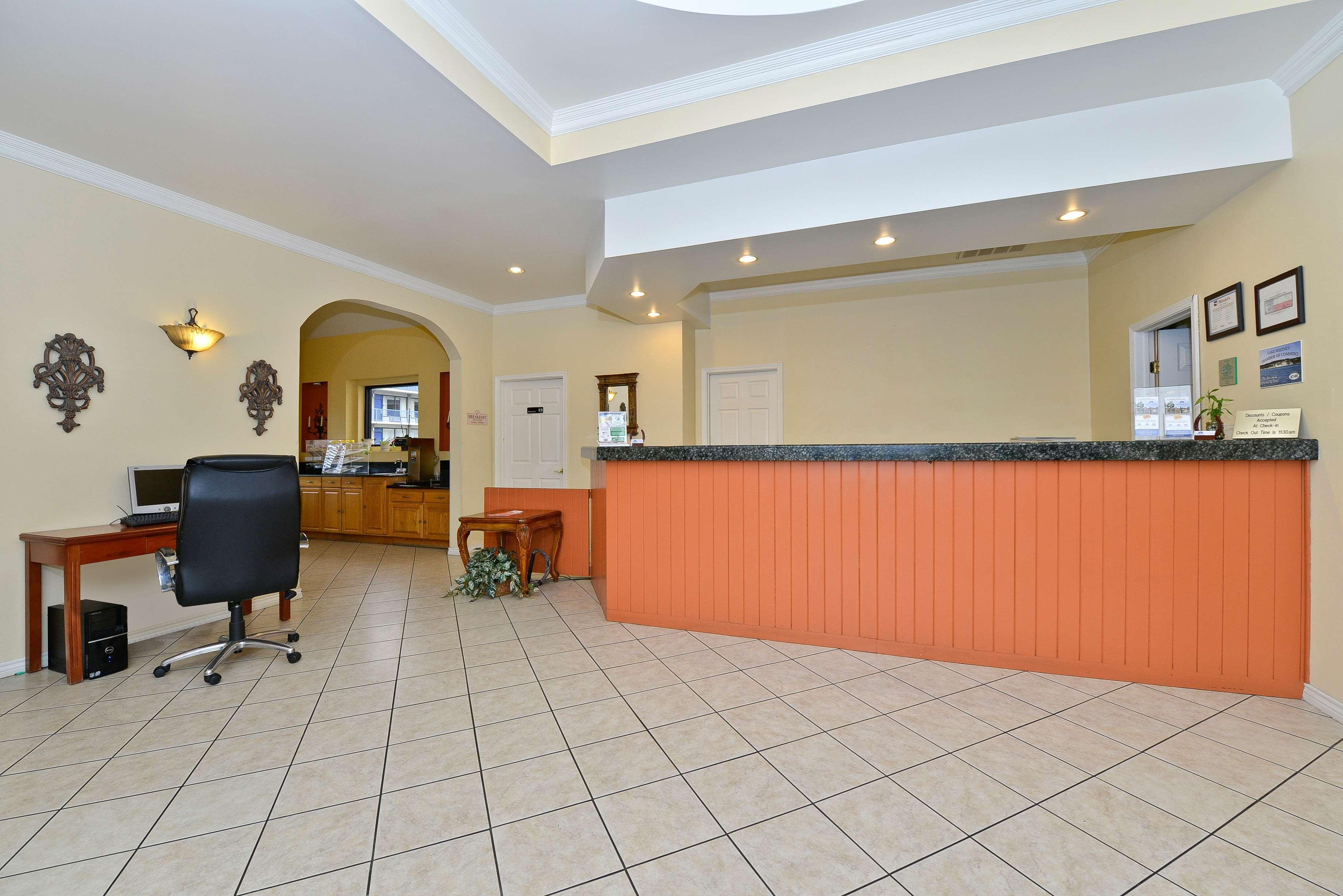 Americas Best Value Inn Hillsboro Exterior photo
